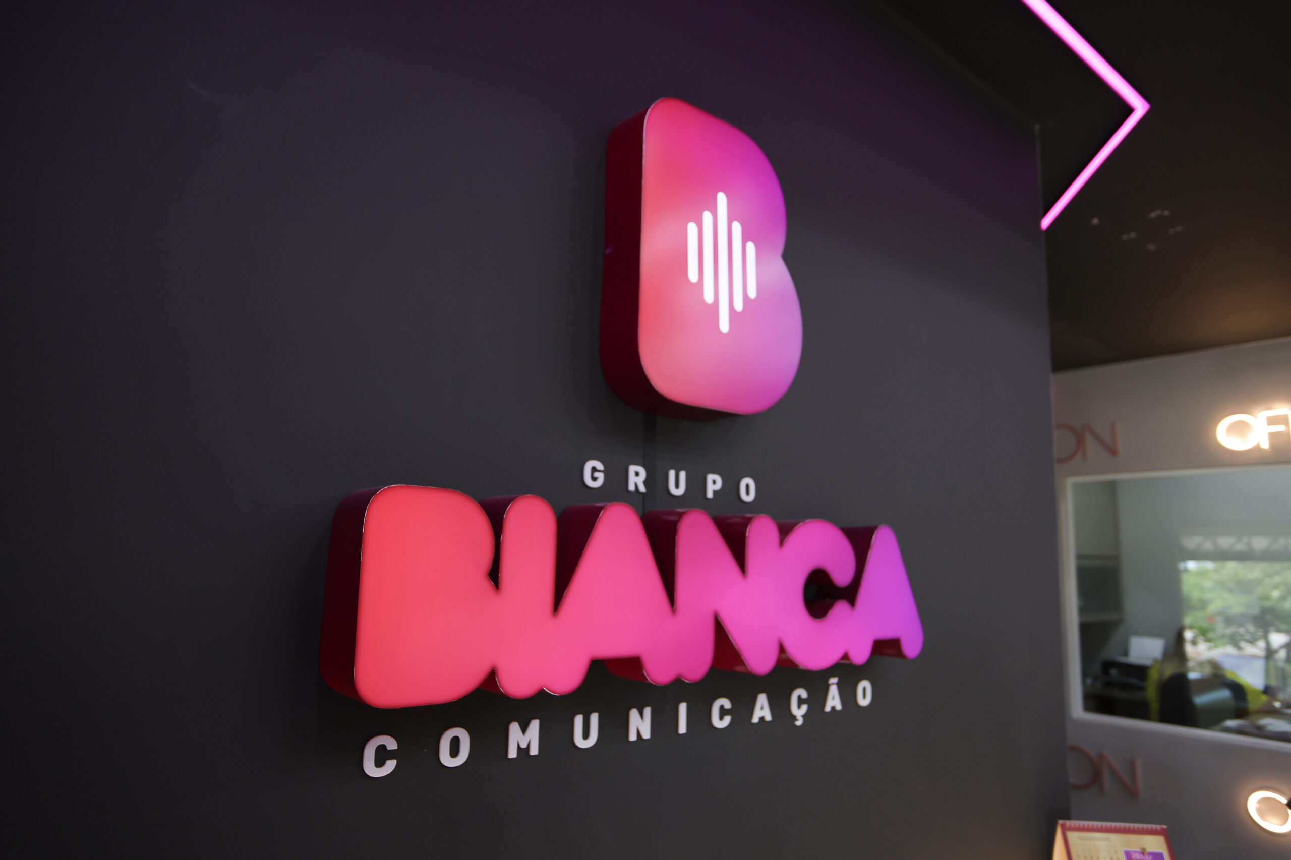 Imagem do nosso Projeto Reforma estúdio Rádio Aline FM