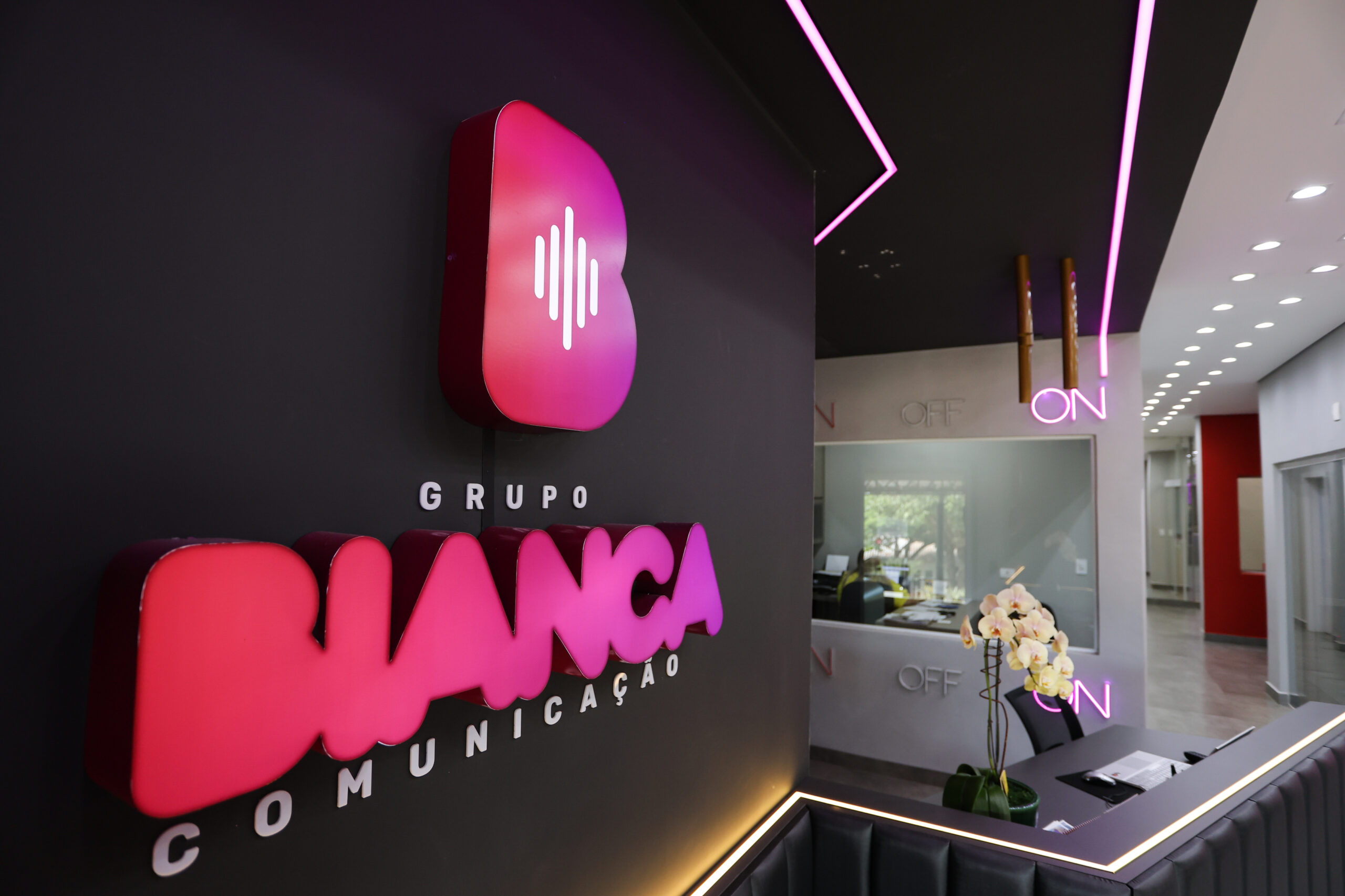Imagem do nosso Projeto Reforma estúdio Rádio Aline FM