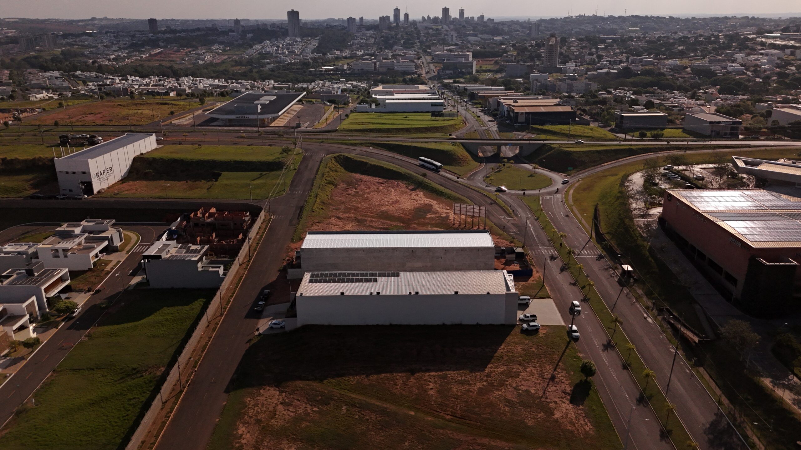 Galpões Comerciais Gleba Figueira – Shopping Palladium